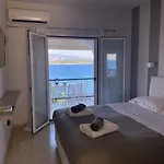 Summer Senses In Apartment